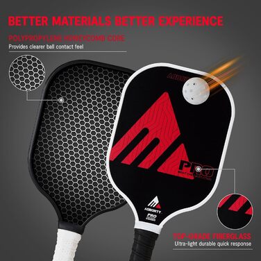 Набір для піклболу з 4 ракет, м'ячами та сумкою. Легкі ракетки з графіту, фацероберта та полімерним ящиком. Відповідають стандартам USAPA.