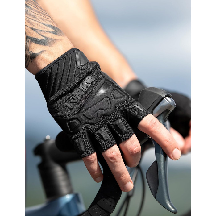 Рукавички INBIKE напівпальцеві гнучкі для велоспорту, мотокросу, фітнесу, тренувань, альпінізму з захистом пальців TPR та SCR, чорний, розмір M