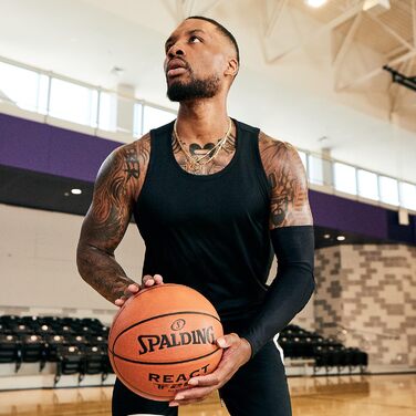 Баскетбольний м'яч Spalding React TF-250 для залу та вулиці, офіційний розмір 7 (29,5 дюймів)