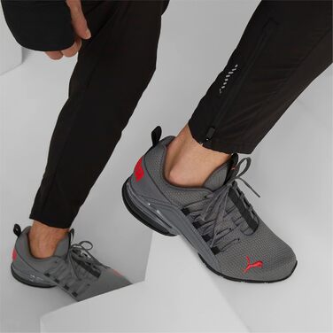 Кросівки PUMA Axelion Refresh для чоловіків, 44 розмір, чорний, сірий, червоний