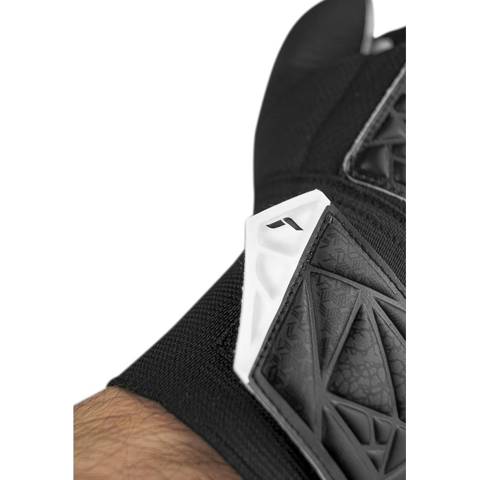 Воротарські рукавички Reusch Attrakt Starter Solid Junior - чорні, для дітей та підлітків