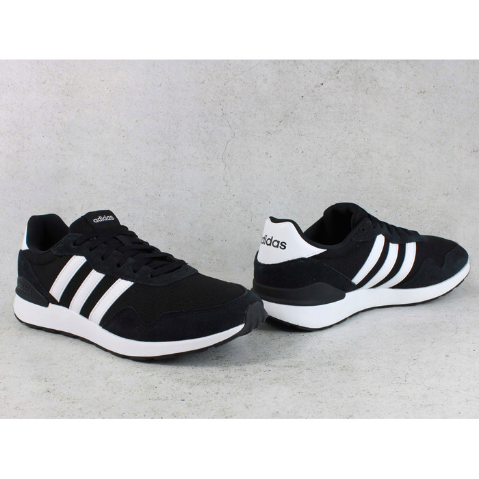 Чоловічі легкі спортивні кросівки adidas Run 60s 4.0, чорні, JR6622, 43 1/3