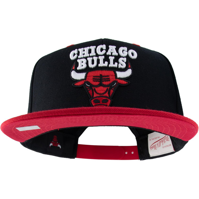 Кепка Mitchell & Ness NBA HWC Snapback чорно-червона, універсальний розмір