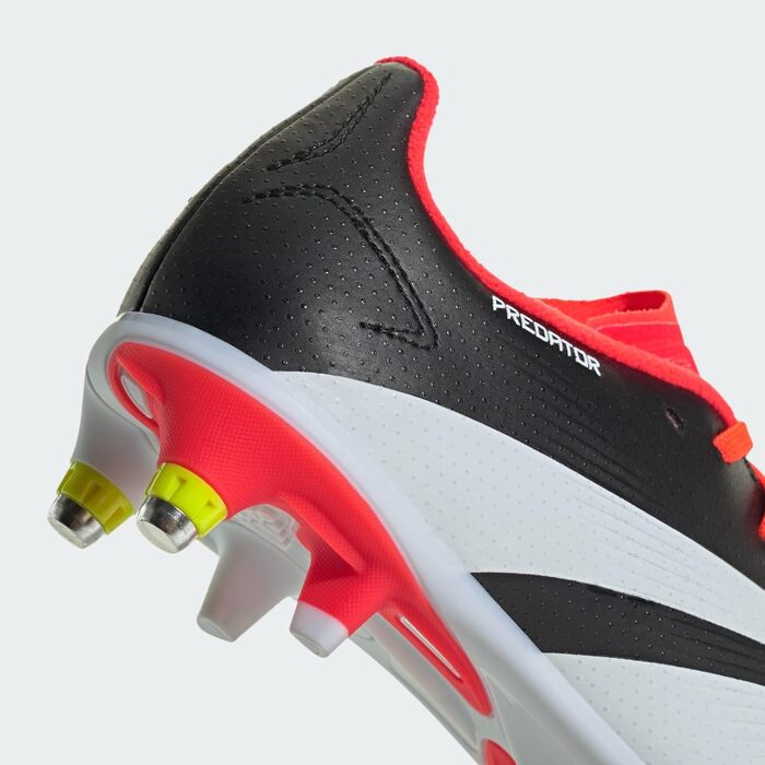 Кросівки для футболу Adidas Predator 24 League Soft Ground (33 EU) - Чорний, Білий, Червоний