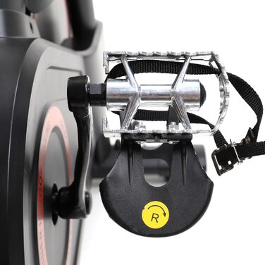 Велотренажер TechFit Professional Indoor Cycle з маховиком 20 кг, магнітним опором (99 рівнів), Bluetooth, дисплеєм, кріпленням для планшета, алюмінієвими педалями та регульованим кермом. Максимальна вага користувача: 200 кг. Розміри: 117x107x53 см