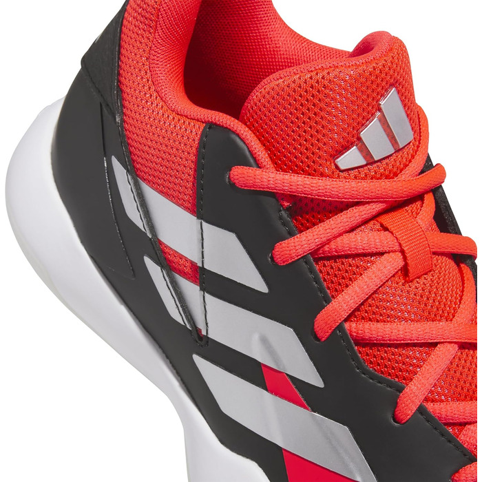 Дитячі кросівки adidas Cross 'Em Up Select для баскетболу (35.5 EU, білий, срібло, кристалічний білий)