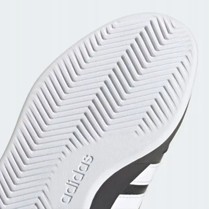 Дитячі кросівки Adidas Breaknet JR8447, чорні, р. 40