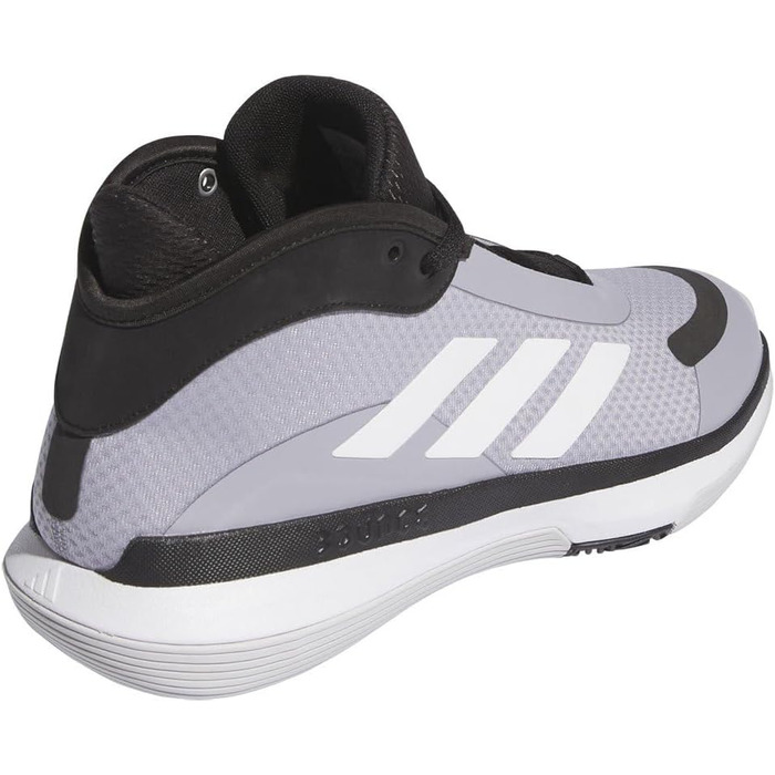 Кросівки Adidas Bounce Legends Low - унісекс для баскетболу (38 EU, білий/чорний)