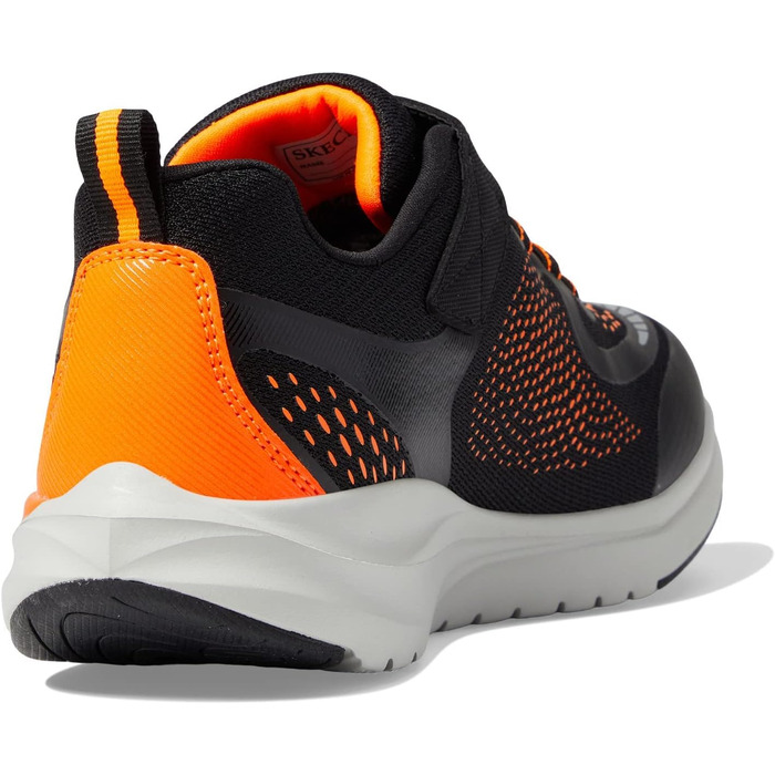 Чоловічі кросівки Skechers Max Cushioning Arch Fit, чорні, розмір 41.5 EU