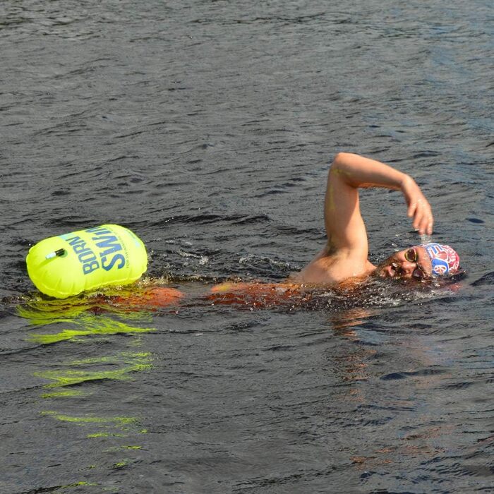 BornToSwim Буєр для плавання неонова зелена 28x49 см, без сухої кишені, яскрава захисна буєрка для дорослих, унісекс