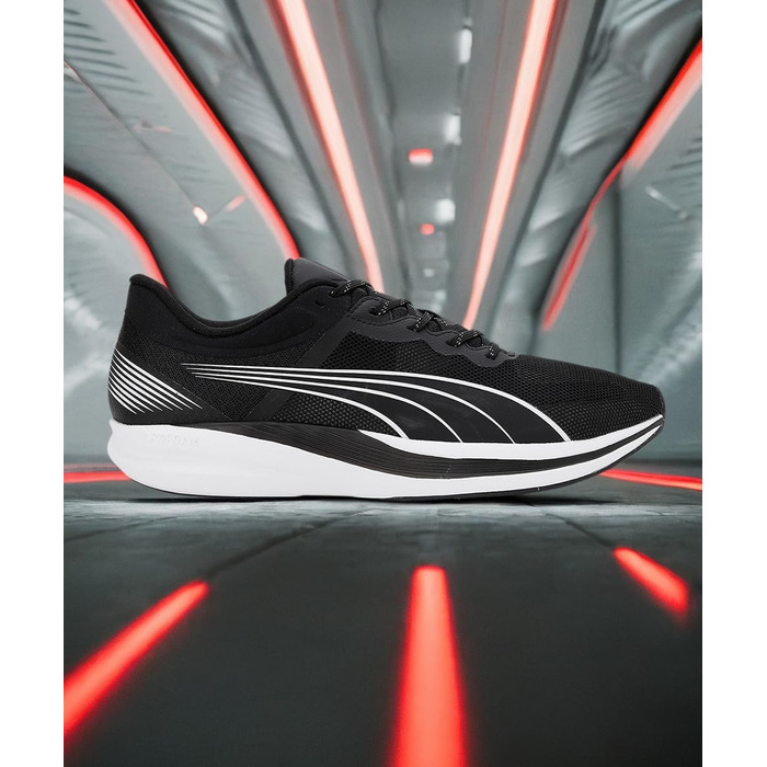 Кросівки футбольні PUMA Unisex Redeem Profoam, 40.5 EU, Puma Black/Puma White