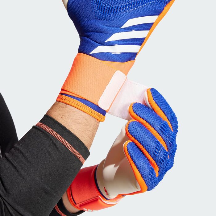 Воротарські рукавички adidas Predator Competition унісекс