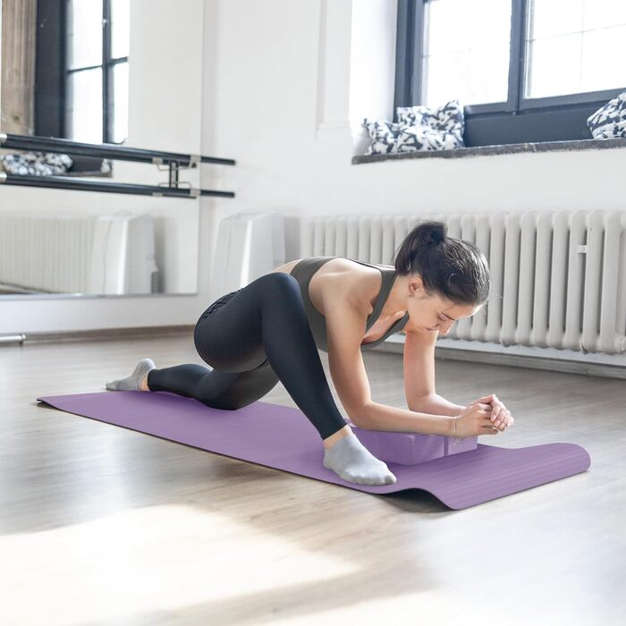 Набір для йоги BalanceFrom GoYoga 7-в-1: килимок 1/2'', ремінь, 2 блоки, рушники, наколінник, фіолетовий