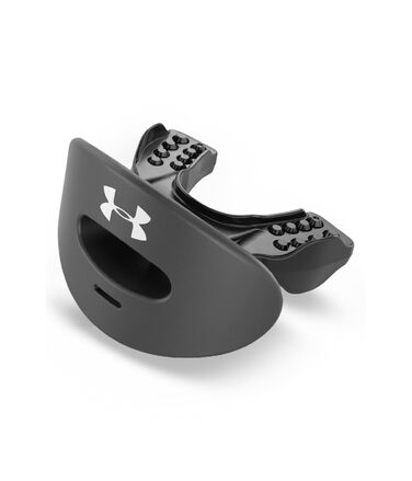 Маска захисна спортивна Under Armour Air Mundschutz чорна з ремінцем