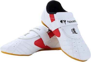 Таекундо спортивне взуття для занять, тренувань, кікбоксингу. Дихаючі, антиковзні, для початківців та професіоналів. Червоний колір, розмір 34 EU.