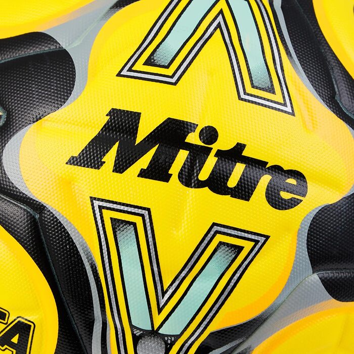 Футбольний м'яч Mitre Delta, підвищена зносостійкість, точність і стабільність
