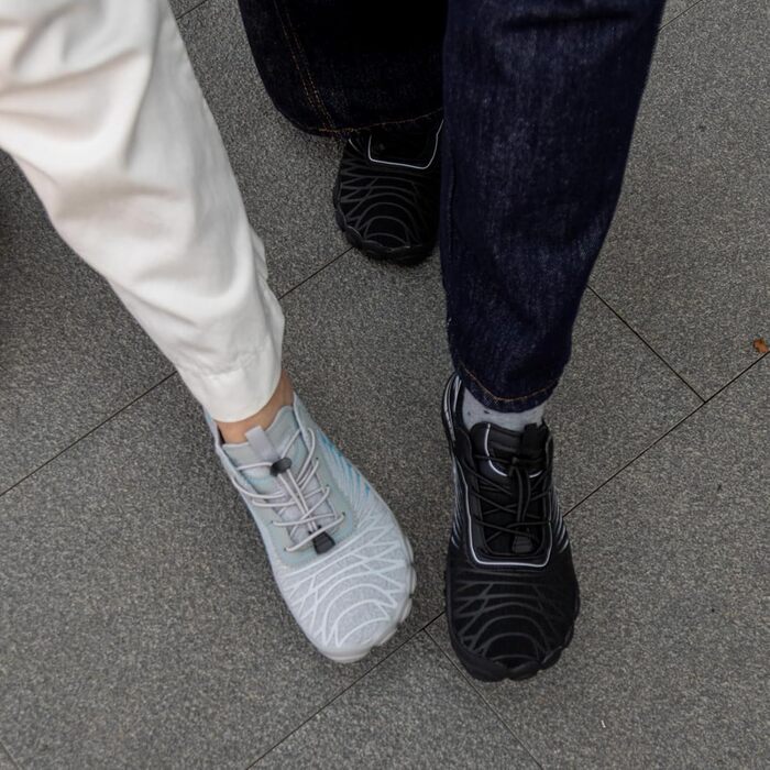 Жіночі шльопанці Sagaro для плавання та відпочинку, дихаючі, швидко сохнуть, широка передня частина, розмір 35-43, білий/чорний