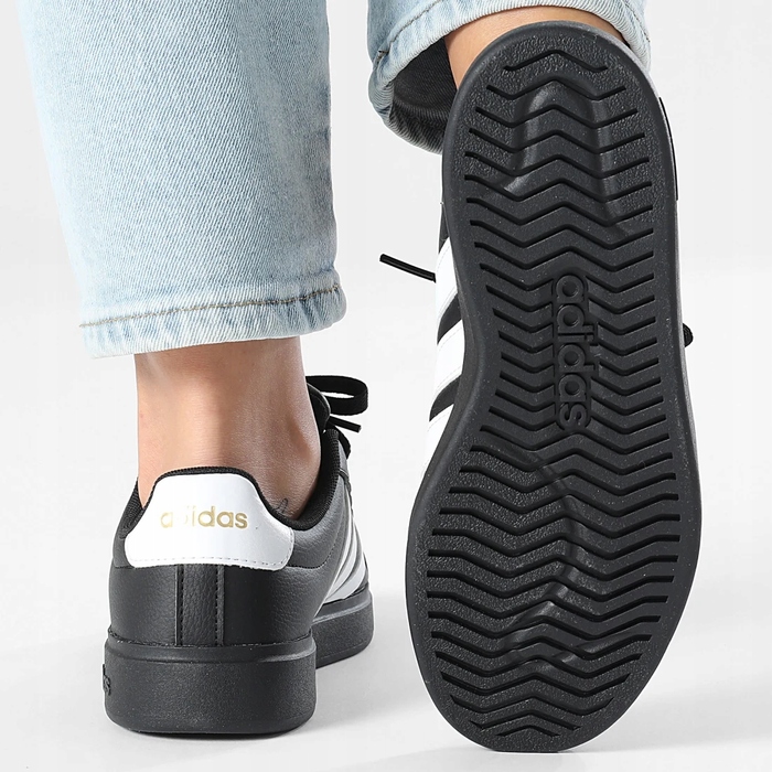 Дитячі кросівки adidas Streettalk JS5053, розмір 39 1/3