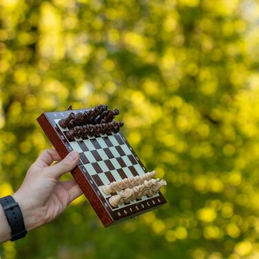 Магнітний шаховий набір для подорожей | Дерев'яний шаховий набір | Master of Chess | Шахи для дітей | Classic Travel Chess Game (20x20 см)