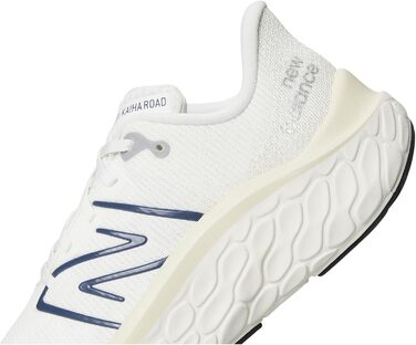 Кросівки для бігу New Balance Kaiha Road V1 Fresh Foam X (42.5 EU, широка колодка, Sea Salt/Vintage Indigo/Linen)