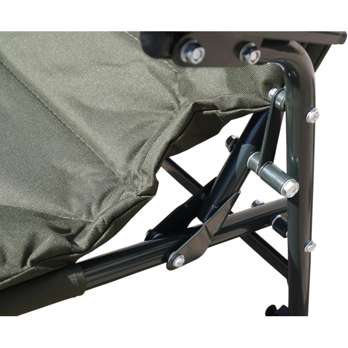 Крісло для риболовлі Cormoran Pro Carp 7200 з підлокітником, 50x50 см