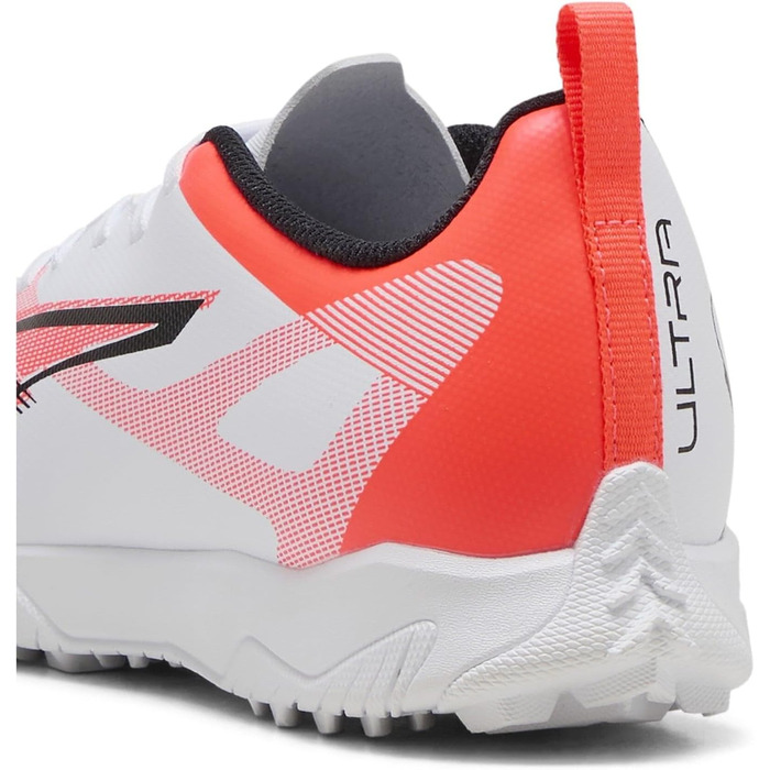 Дитячі футбольні бутси PUMA Ultra 5 Play Tt Jr - біло-чорні з червоними світловідбивачами, 34 EU