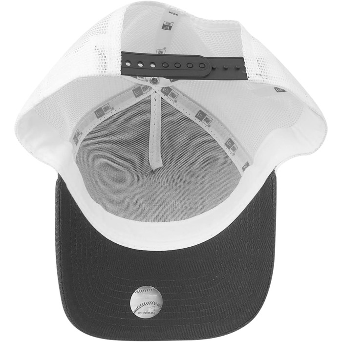 Кепка New Era Mesh Trucker Cap з логотипом New York Yankees, білий/вугільний, універсальний розмір