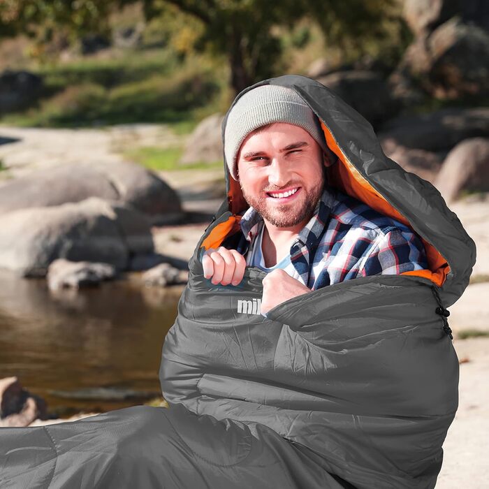 Спальний мішок Milestone Camping Mumienschlafsack сіро-помаранчевий, 2 сезони, для однієї людини, водонепроникний, з сумкою
