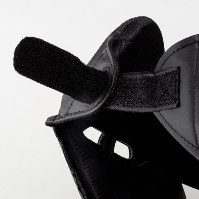 Захист голови Everlast Core Box - Легкий захист з плоским профілем, навушники, зона комфорту ззаду та регульованою липучкою – для кікбоксингу та MMA – Оригінальне обладнання Everlast