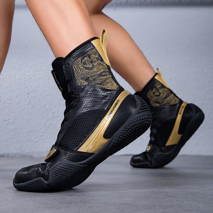 Боксерські черевики для чоловіків та жінок, професійні для змагань, тренувань, чорно-золоті (45 EU)