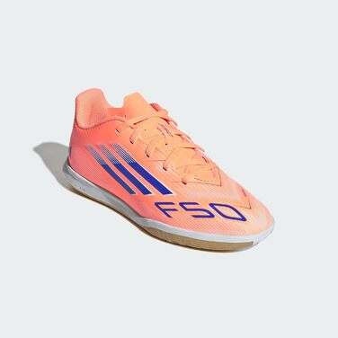 Дитячі футбольні бутси adidas F50 Club Indoor для залу, розмір 31 EU, кольори: Beam Orange, Lucid Blue, Cloud White