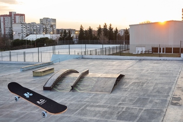 Дерев'яний скейтборд ReDo Gallery Pop, навантаження до 100 кг, SP0743