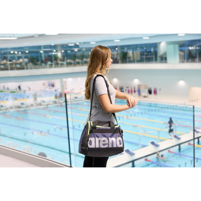 Сумка для плавання та фітнесу Arena Spiky III Duffle 25 л, водовідштовхувальна, з ручками та регульованим ременем, для басейну, пляжу, спорту, подорожей