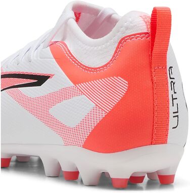 Дитячі футбольні бутси PUMA Ultra 5 Match Mg Jr - біло-чорні з червоними світловідбивачами (32 EU)