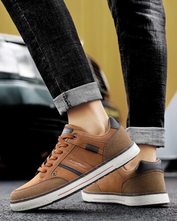 Кросівки чоловічі ARRIGO BELLO для активного відпочинку, спорту та прогулянок. Розміри 41-46 (43 EU), колір: коричневий (C1).