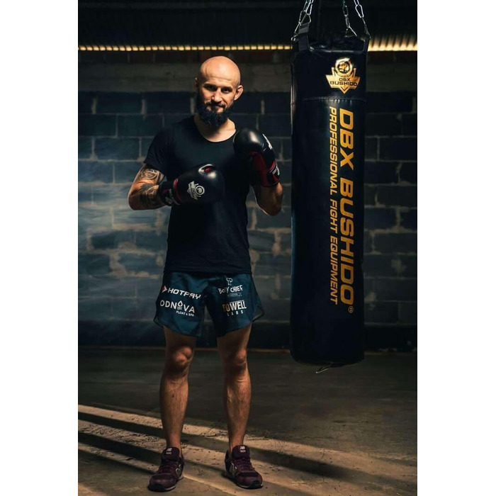Боксерський мішок DBX BUSHIDO SPORT 130 см, 60 кг, наповнений гумовою крихтою, для боксу та кікбоксингу