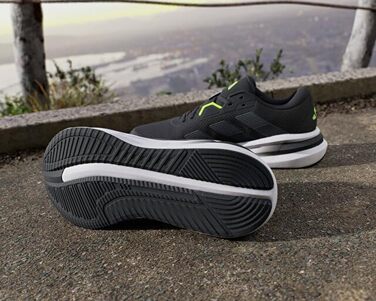 Кросівки Adidas Galaxy 7 для чоловіків, розмір 44 EU, чорний колір, технологія Luclem