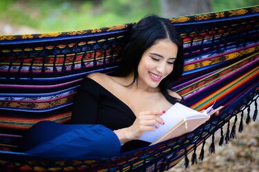 Гамак Boho Klassische з бахромою, ручної роботи, для саду та дому (Otavalo Rainbow) - міцний, водостійкий гамак для тераси, веранди, подвір'я