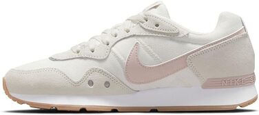 Кросівки Nike Venture Runner для чоловіків (40.5 EU, білий, рожевий, бежевий)