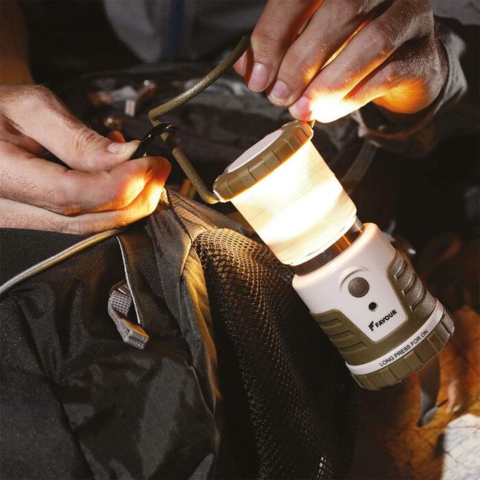 LED Ліхтар для кемпінгу Favor Adventurer: 1300 люмен, IP64, регулювання яскравості, змінна колірна температура, акумуляторний, зелений/коричневий