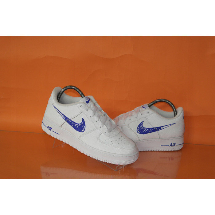 Жіночі спортивні кросівки Nike Air Force 1, розмір 40