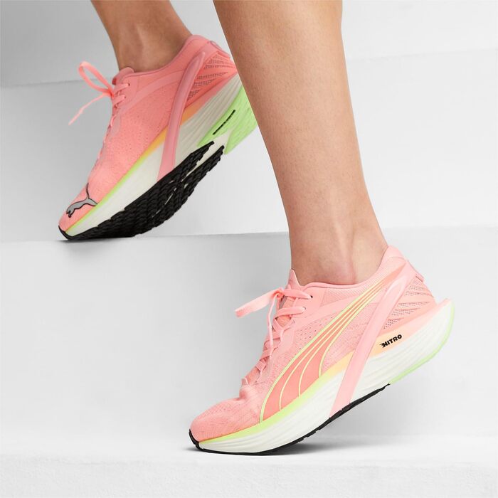 Кросівки жіночі PUMA Run XX Nitro 2 Koral Ice/Speed Green 36.5 EU - для бігу