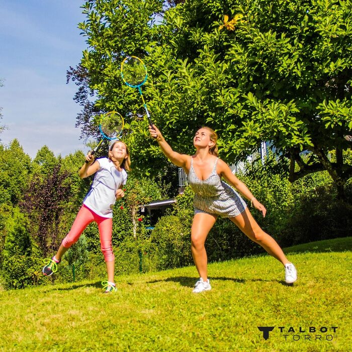 Набір для бадмінтону Talbot-Torro Family: 2 дитячі ракетки, 2 стандартні, 3 волани, сітка, сумка