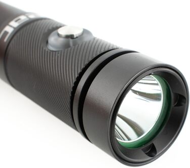 SEAC i25 Підводна лампа 1000 люменів: перезарядна, глибина 100м, Li-Ion акумулятор 3450 mAh, вузький 6° світловий пучок, компактна та легка