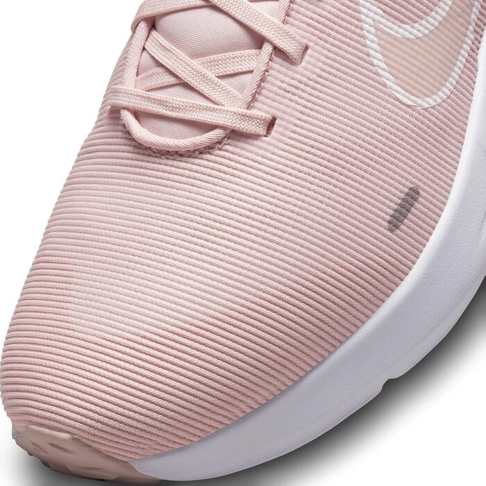 Кросівки Nike Downshifter 12 для чоловіків, Barely Rose White Pink Oxford, розмір 40.5 EU