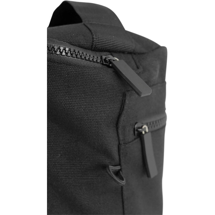 Сумка для йогамату Shanti Nation Mat Bag XL чорного кольору - зручна та практична, підходить для Shanti Mat Pro XL та матів шириною 68 см