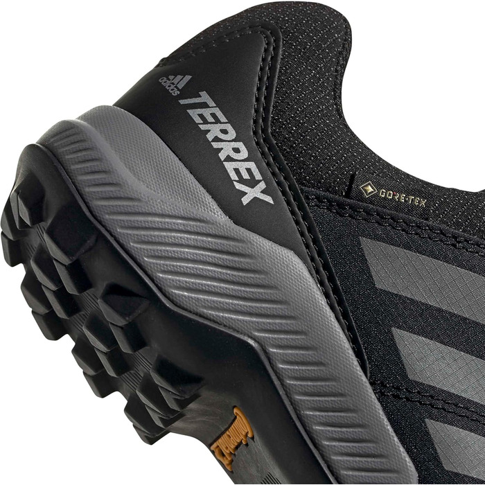 Дитячі трекінгові черевики Adidas Terrex GORE-TEX, чорний/сірий/чорний, 34 EU