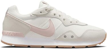 Кросівки Nike Venture Runner для чоловіків (40.5 EU, білий, рожевий, бежевий)