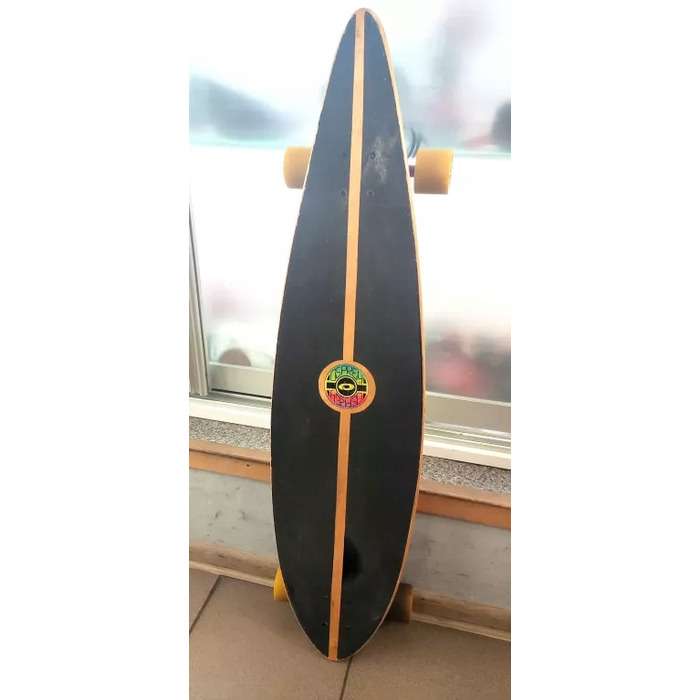 Класичний дерев'яний скейтборд