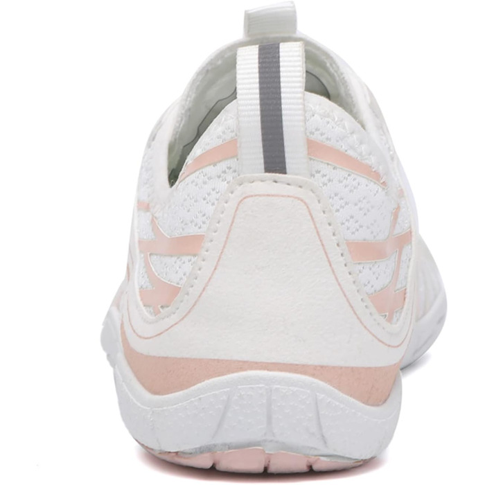 Чоловічі та жіночі аквашузи для плавання та відпочинку на пляжі. Легкі, дихаючі, з неслизькою підошвою. Розмір 40 EU, білі.